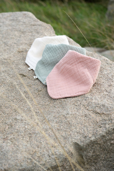 Organic Muslin Cotton Bandana Bib