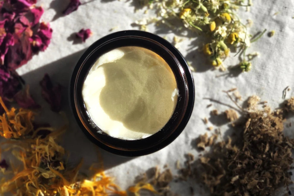 Flora - Tallow Face Whip