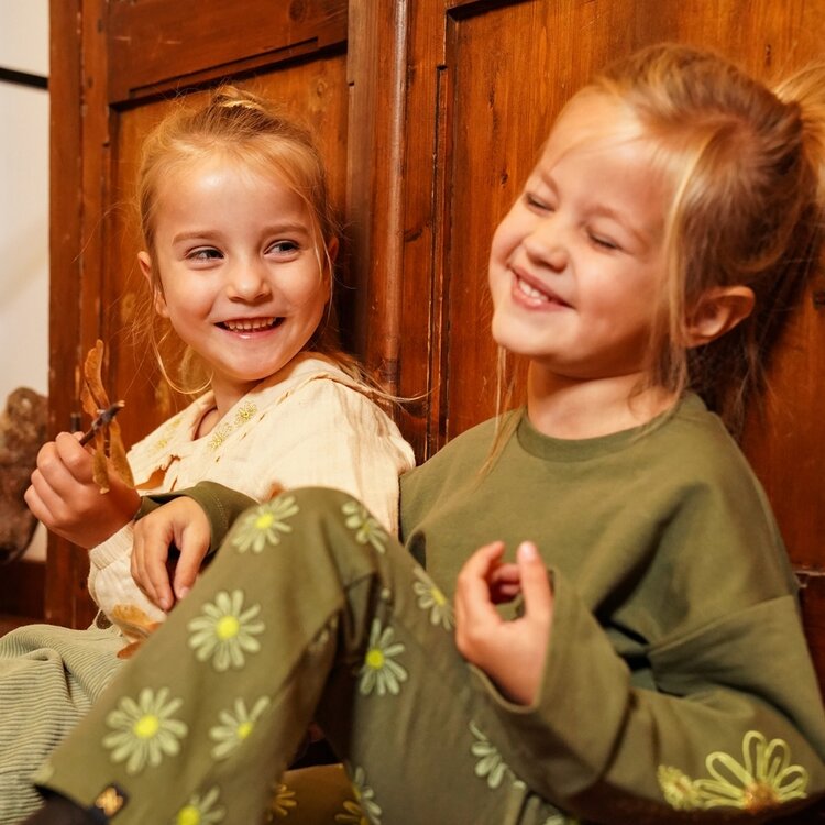 Girls Flower Flared Leggings