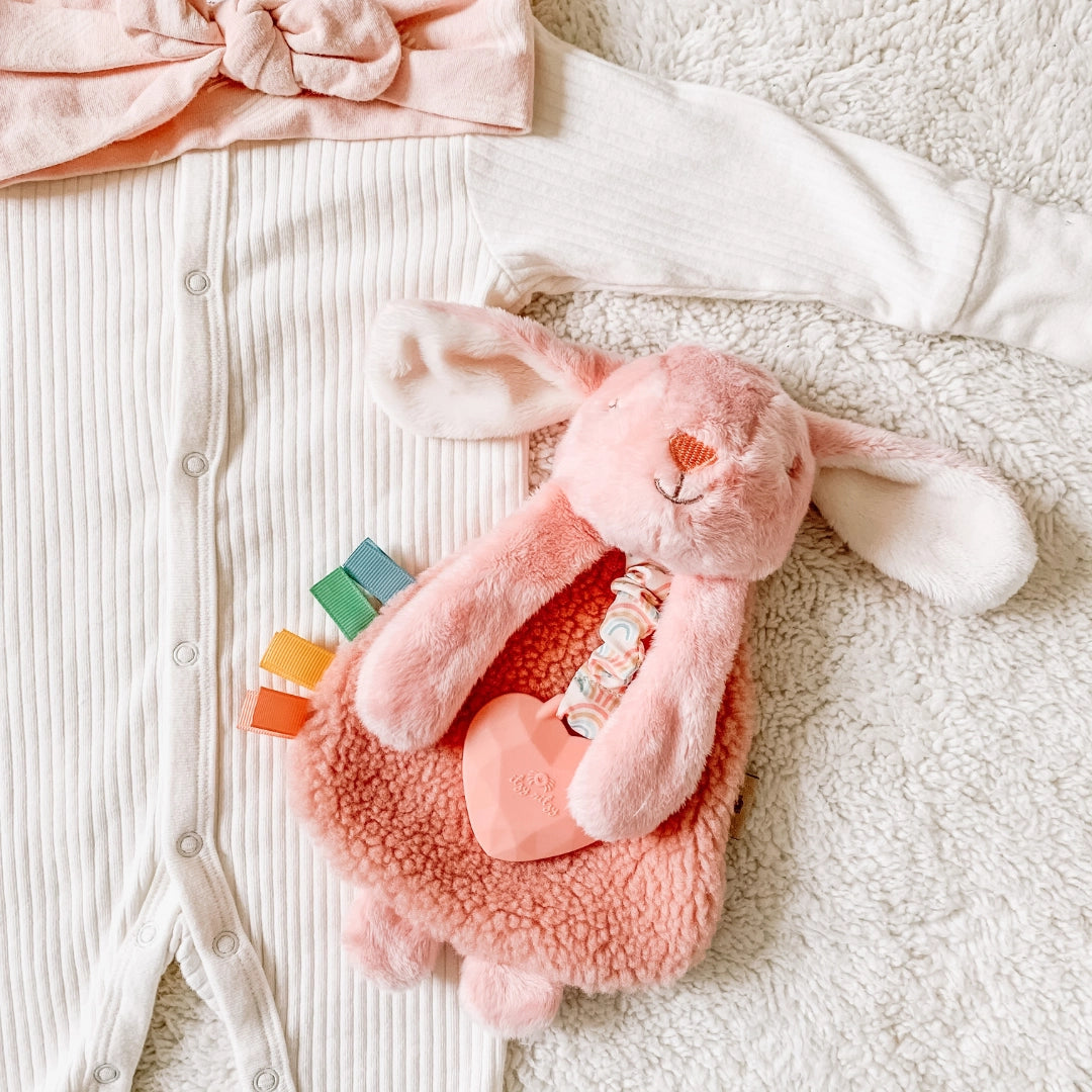 Itzy Lovey Plush