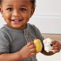 Itzy Play Barn Spill + Fill Activity
