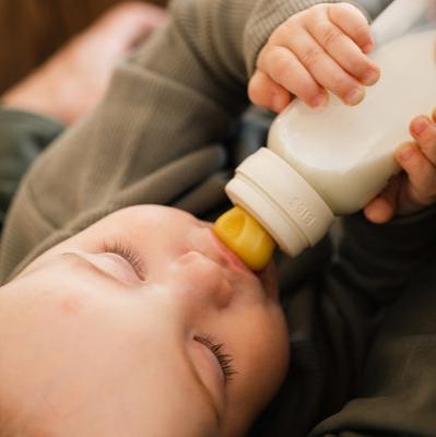 Plastic Baby Bottle 270mL Medium Flow