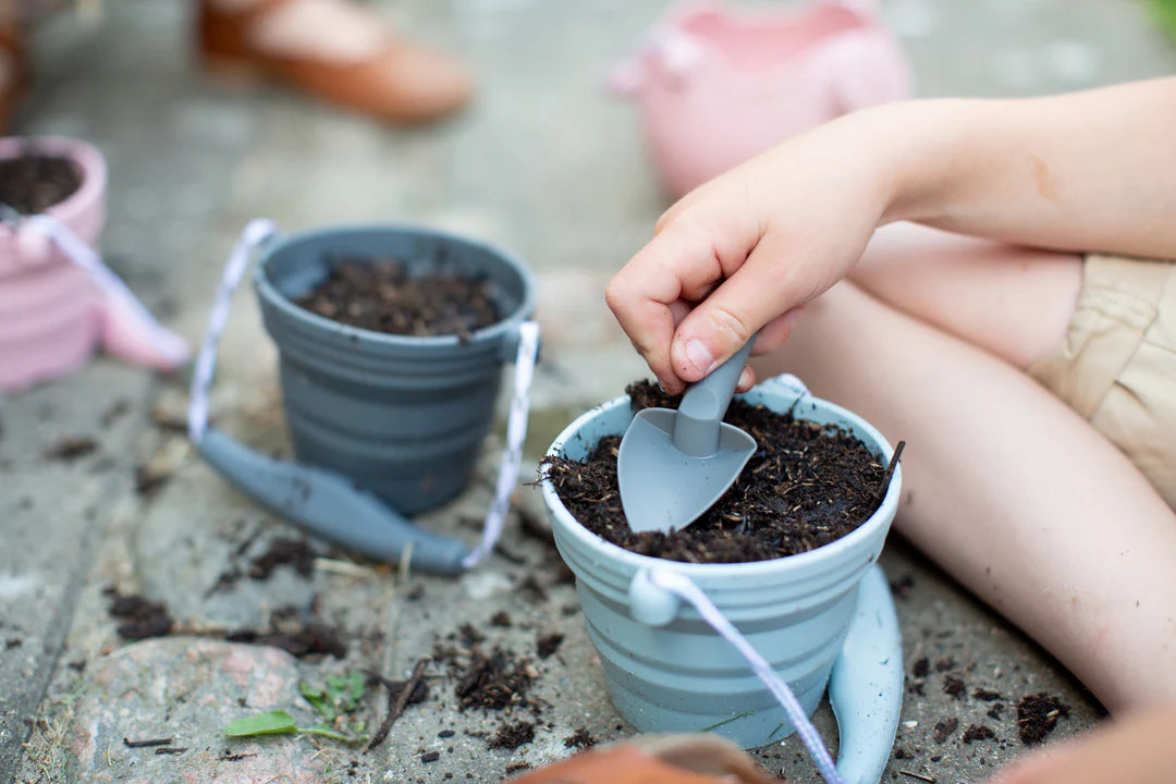 Seedling Pot & Trowel