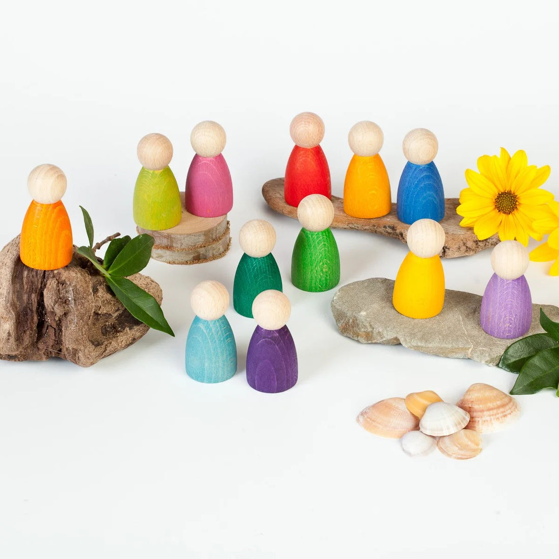 Wood Coloured Nins 12pcs