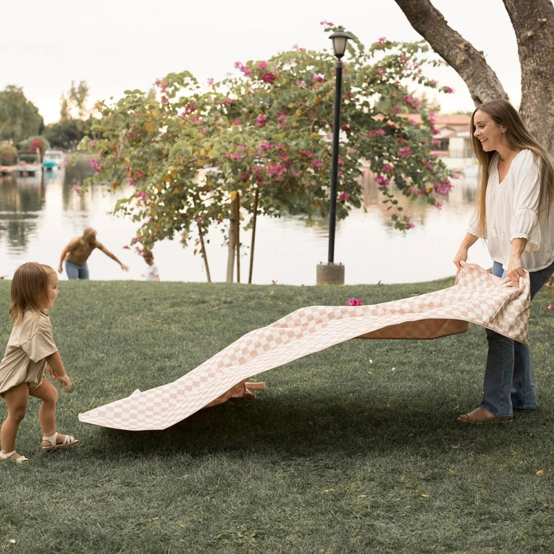 Outdoor Fold Up Blanket