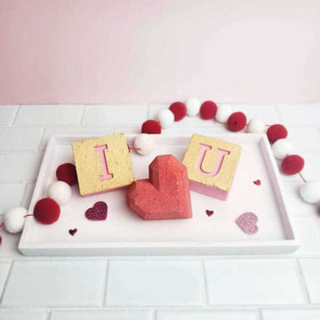 Valentine's I Heart U Bath Bomb Set