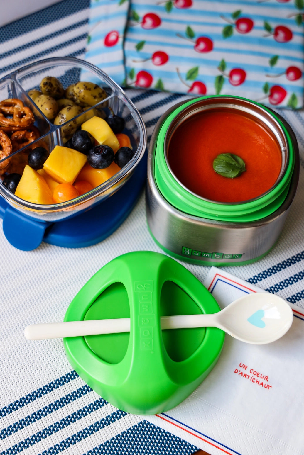 Compact Leakproof Snack Bowl with 3 Compartments